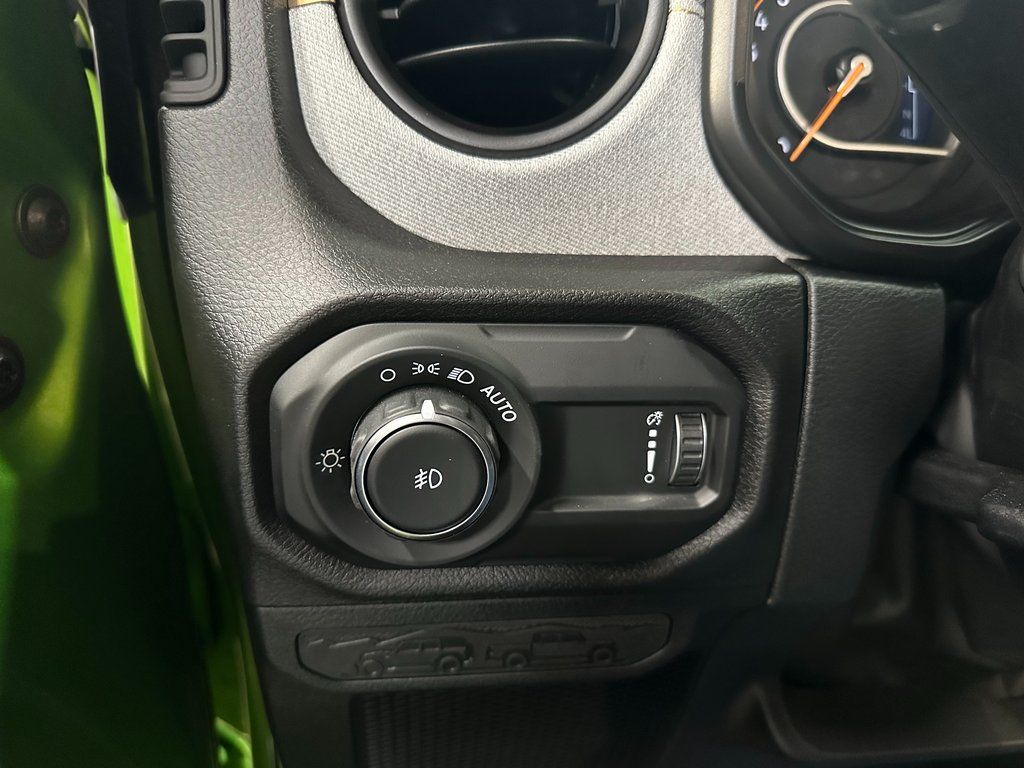 2026 Jeep Wrangler 2-Door Willys - Photo 18
