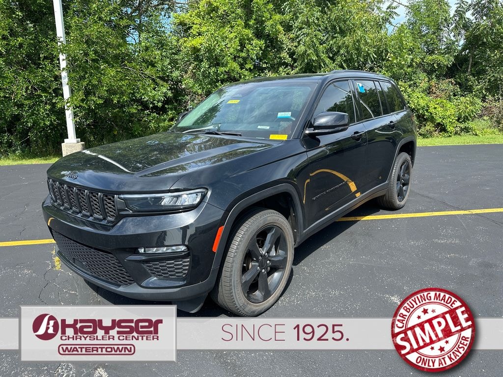 Used 2023 Jeep Grand Cherokee Limited SUV
