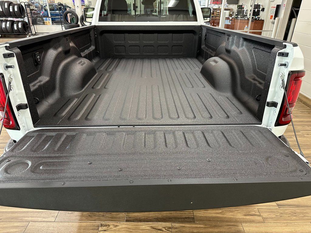 2026 RAM 2500 Tradesman - Photo 8
