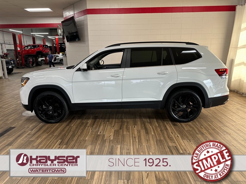 Certified 2022 Volkswagen Atlas 3.6L V6 SE w/Technology SUV