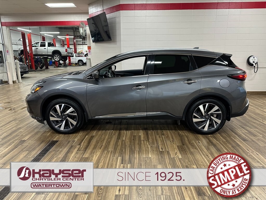2023 Nissan Murano SL photo 2