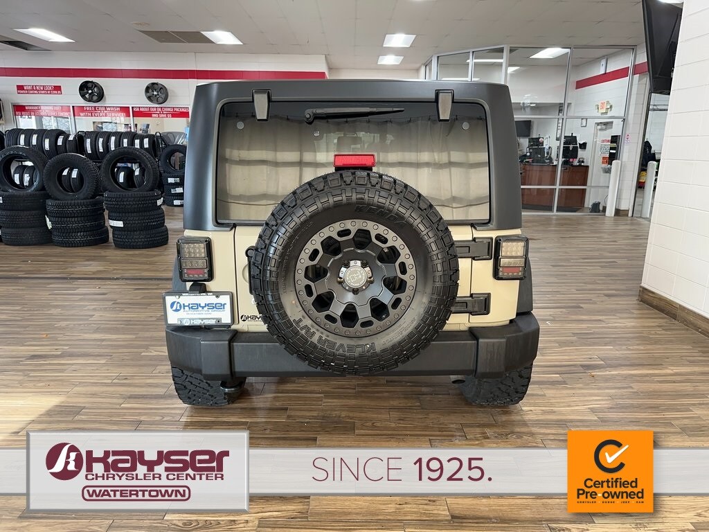 2017 Jeep Wrangler Unlimited Sport photo 4