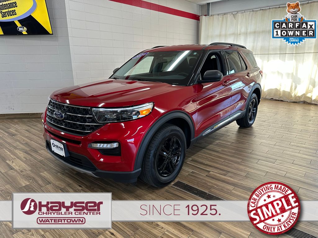 2024 Ford Explorer XLT 4WD's photo