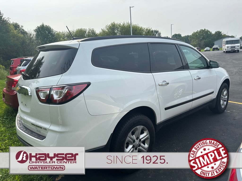 Used 2016 Chevrolet Traverse LS SUV