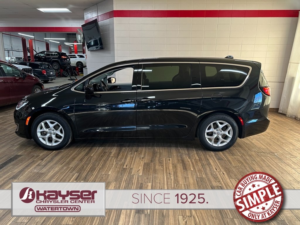 Certified 2018 Chrysler Pacifica Touring Plus with VIN 2C4RC1FG0JR172061 for sale in Watertown, WI