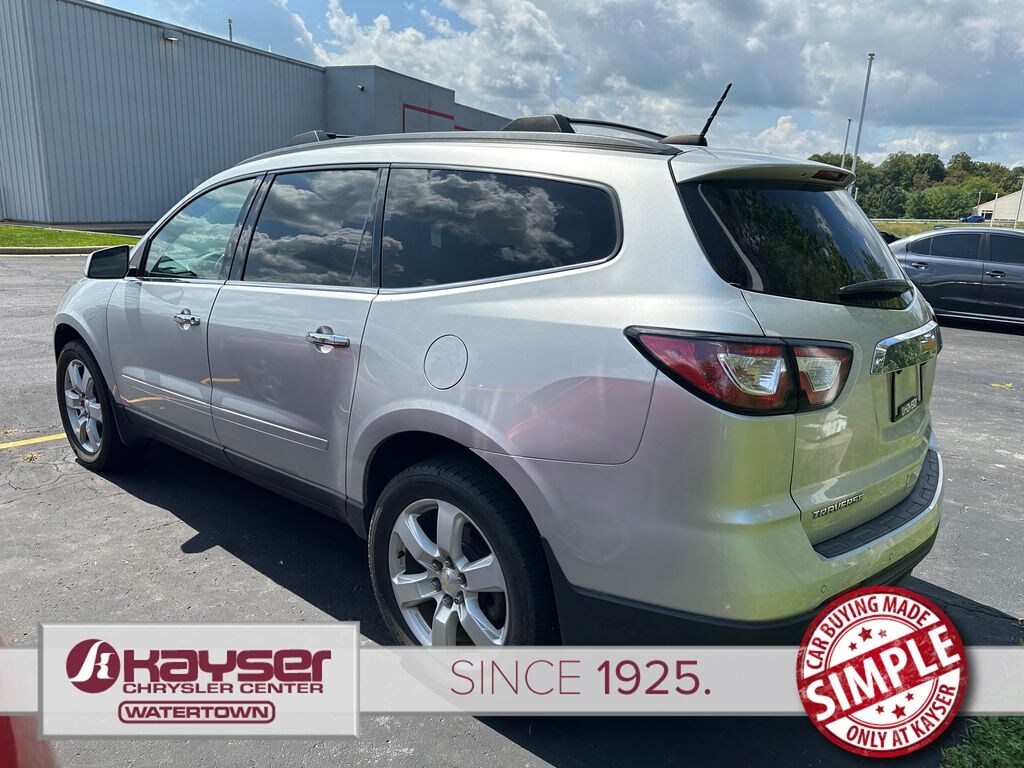 Used 2017 Chevrolet Traverse LT SUV