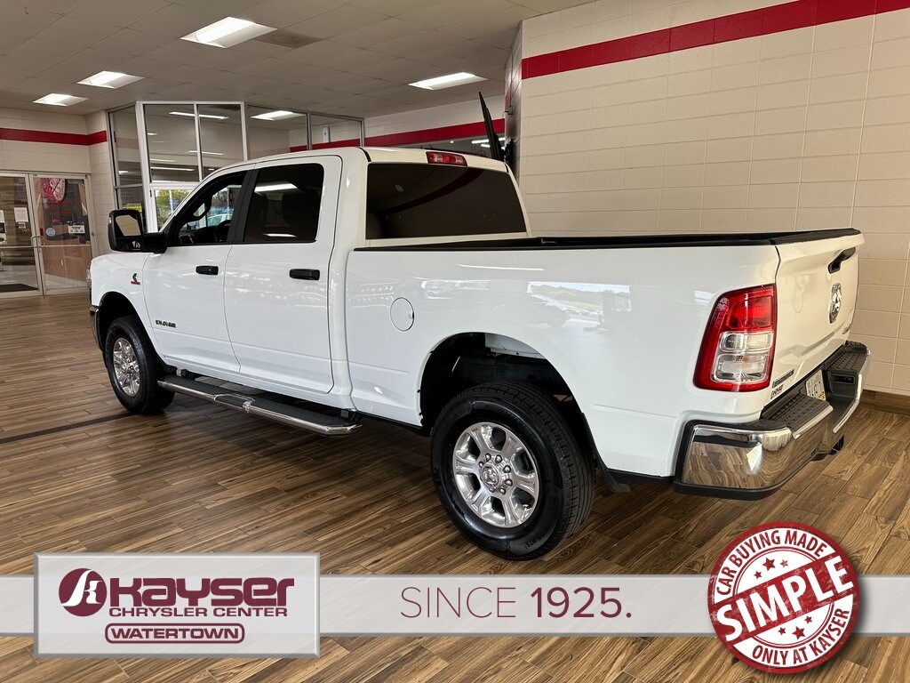 2024 Ram 2500 Big Horn photo 2