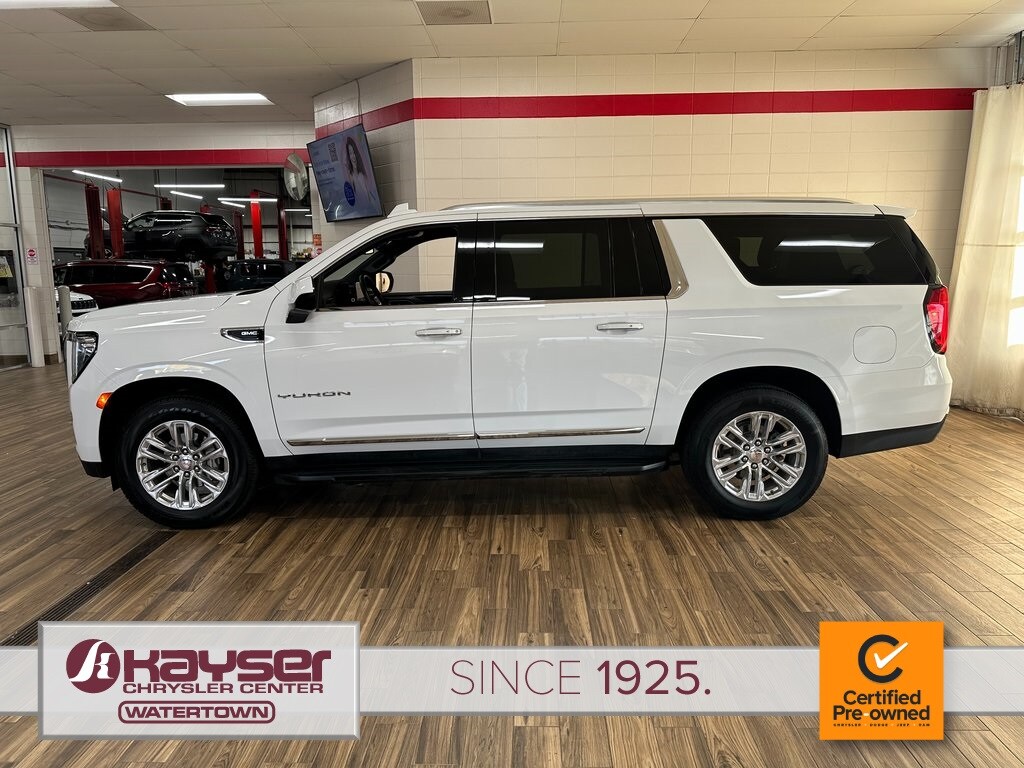 2024 Gmc Yukon XL SLT photo 2