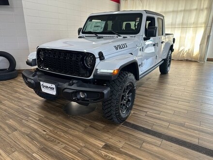 2025 Jeep Gladiator Willys Pickup
