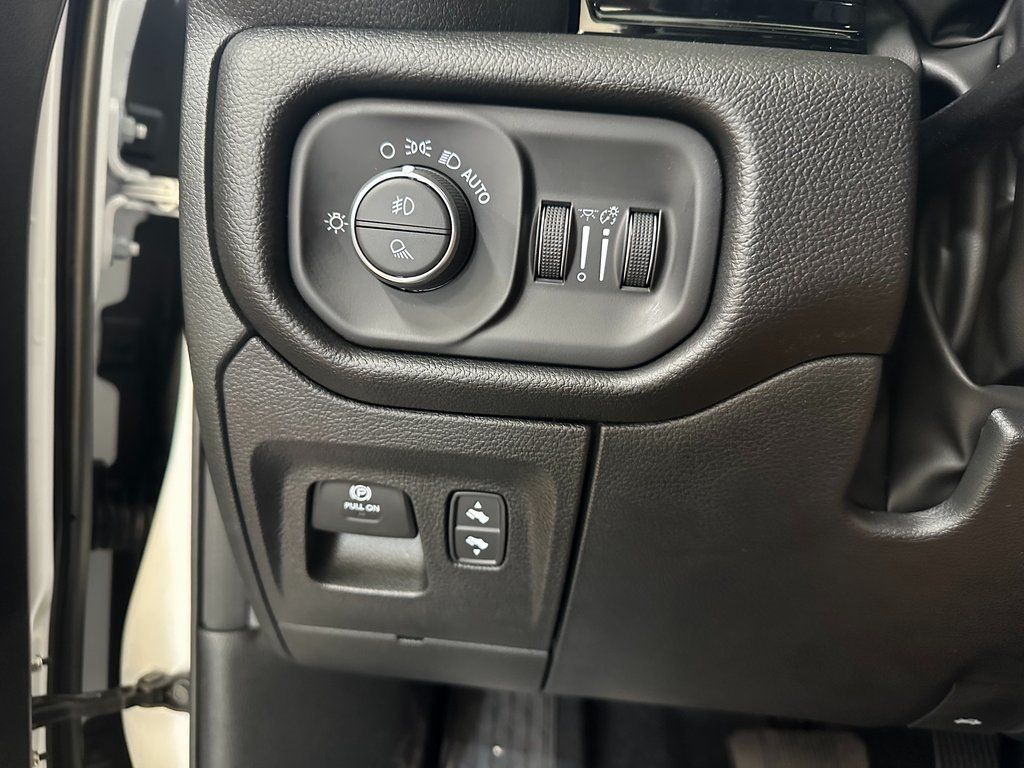 2026 RAM 1500 Laramie - Photo 21