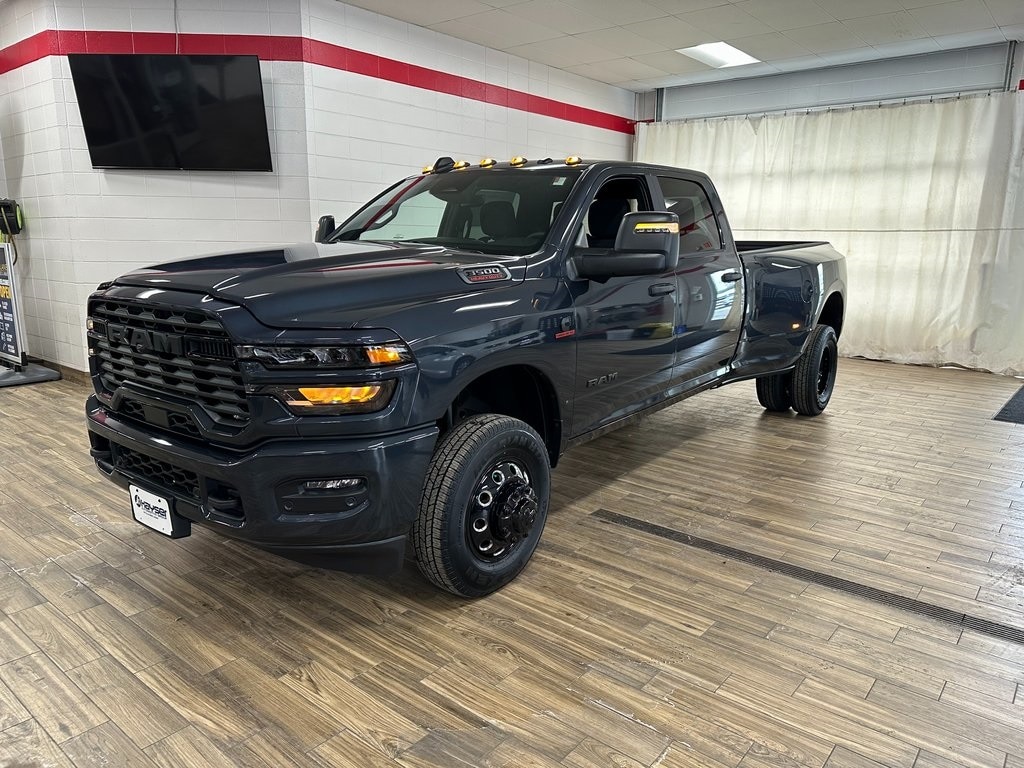 2026 RAM Ram 3500 Pickup Big Horn's photo