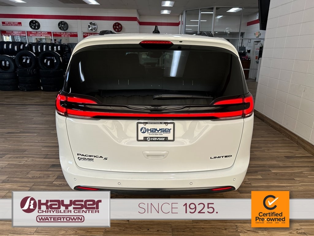 Certified 2025 Chrysler Pacifica Limited Van Passenger Van