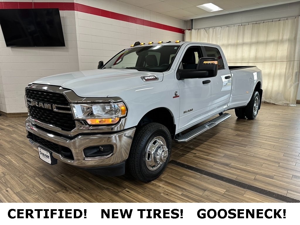 2024 RAM Ram 3500 Pickup Big Horn's photo