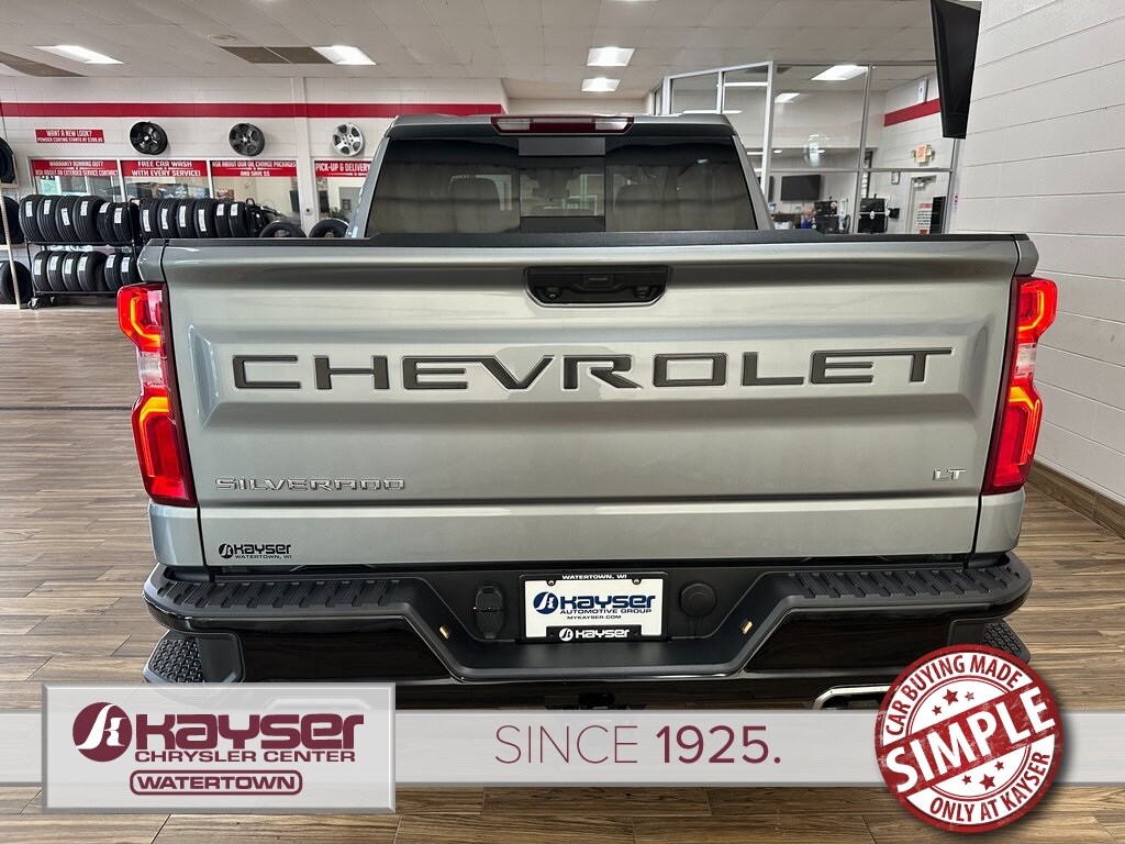 2024 Chevrolet Silverado 1500 LT Trail Boss photo 3