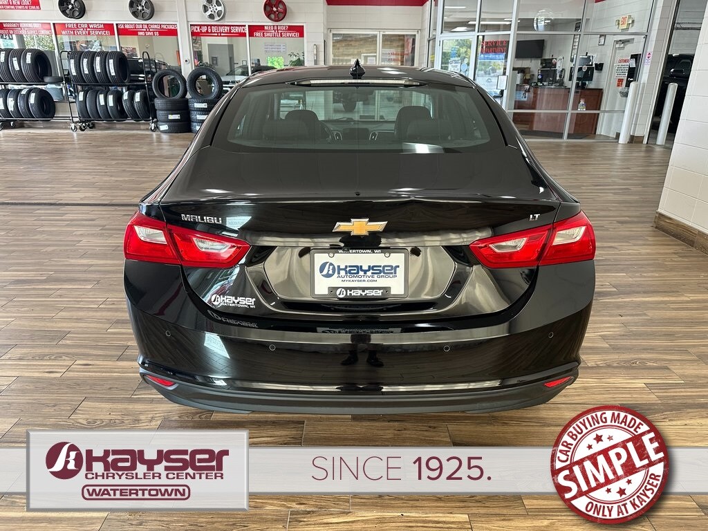 2024 Chevrolet Malibu 1LT photo 4