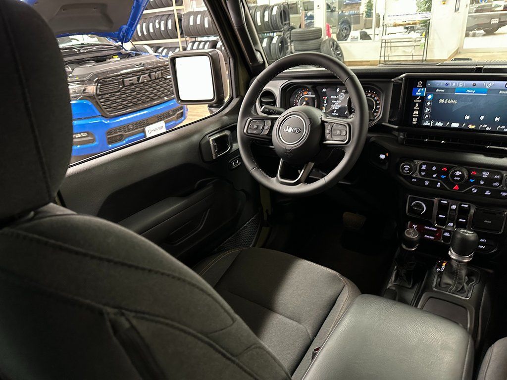 2026 Jeep Wrangler 4-Door Willys - Photo 14