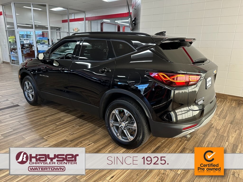 2023 Chevrolet Blazer 3LT photo 3