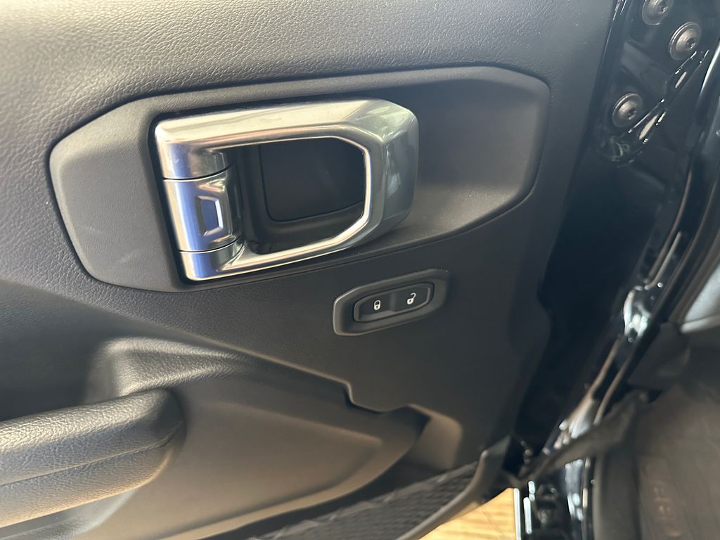 2026 Jeep Wrangler 4-Door Sport - Photo 10