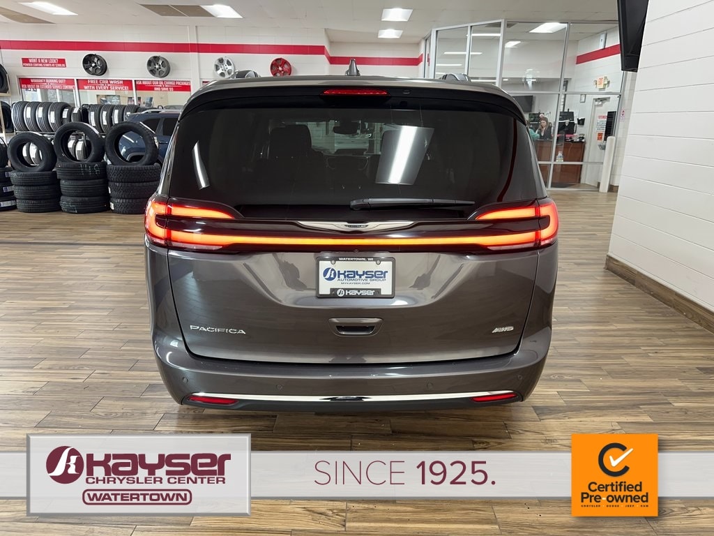 Certified 2021 Chrysler Pacifica Touring L Van Passenger Van