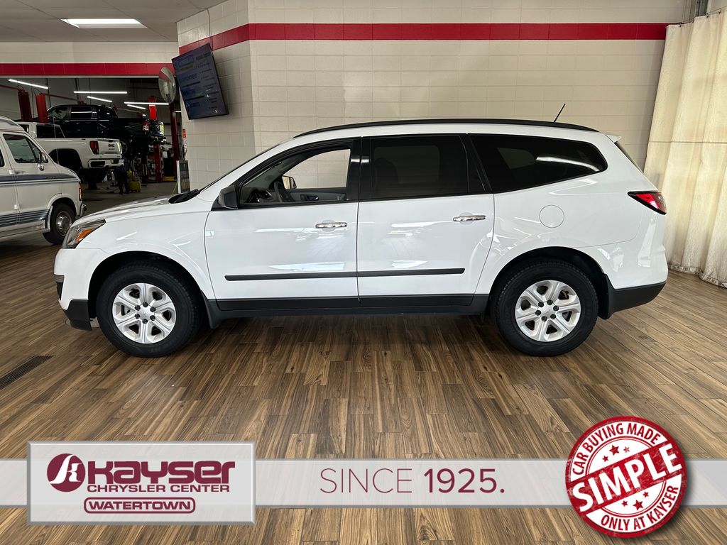 Used 2016 Chevrolet Traverse LS with VIN 1GNKRFED0GJ280205 for sale in Watertown, WI