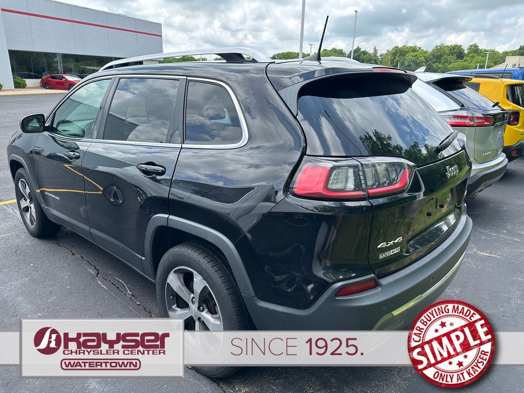 Used 2019 Jeep Cherokee Limited with VIN 1C4PJMDX6KD120780 for sale in Watertown, WI