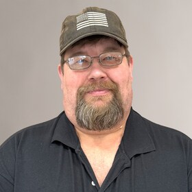 Staff member Dave Dauman from ID_2b036b