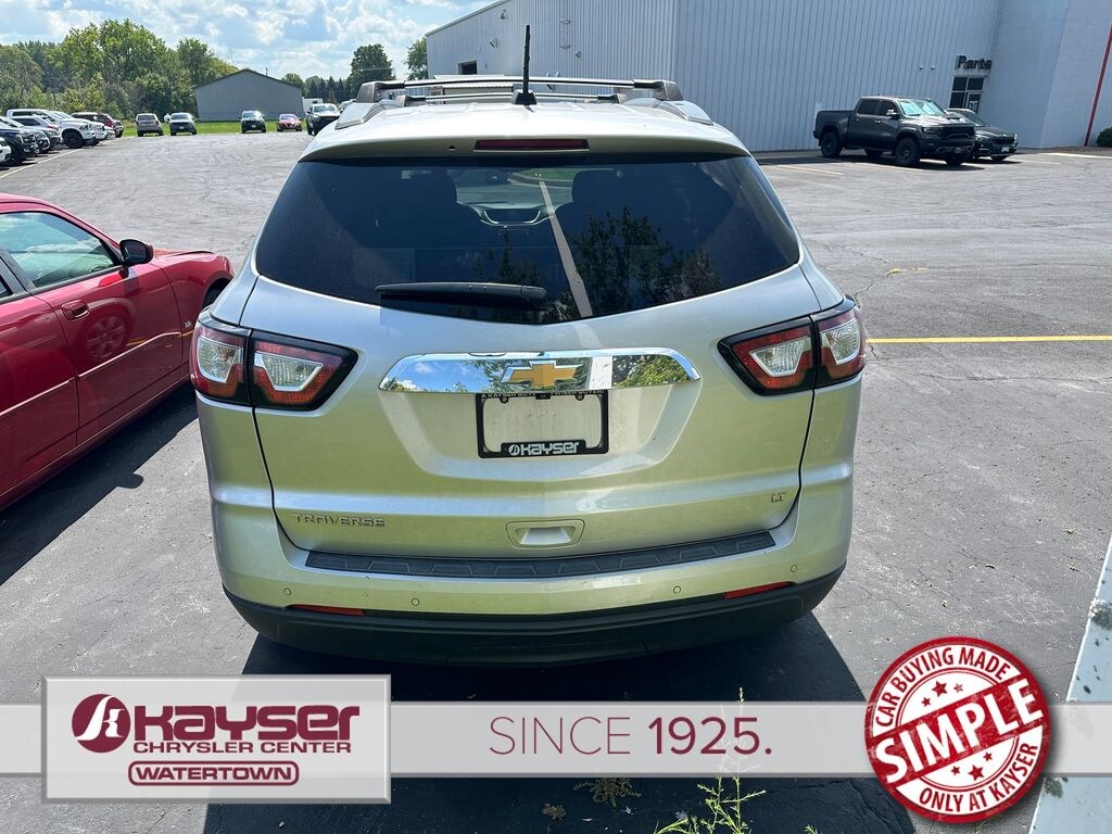 Used 2017 Chevrolet Traverse LT SUV
