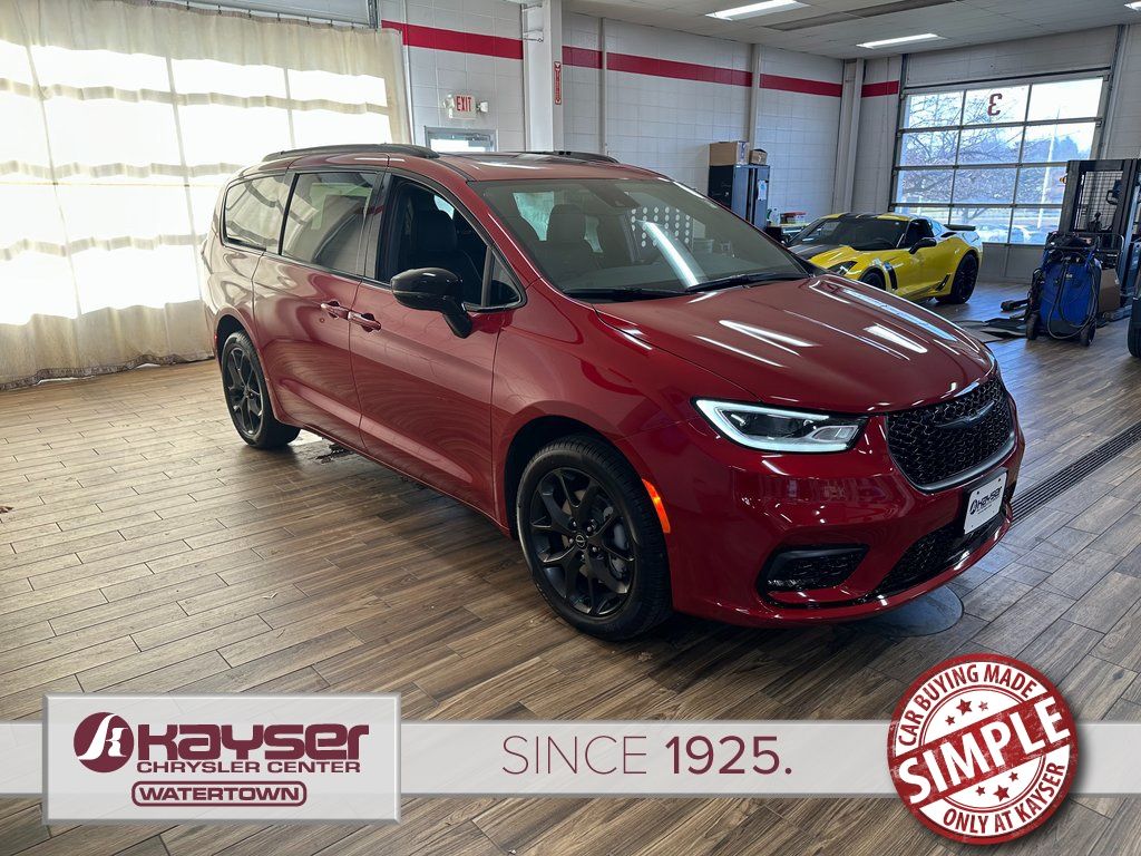 2026 Chrysler Pacifica Limited - Photo 6