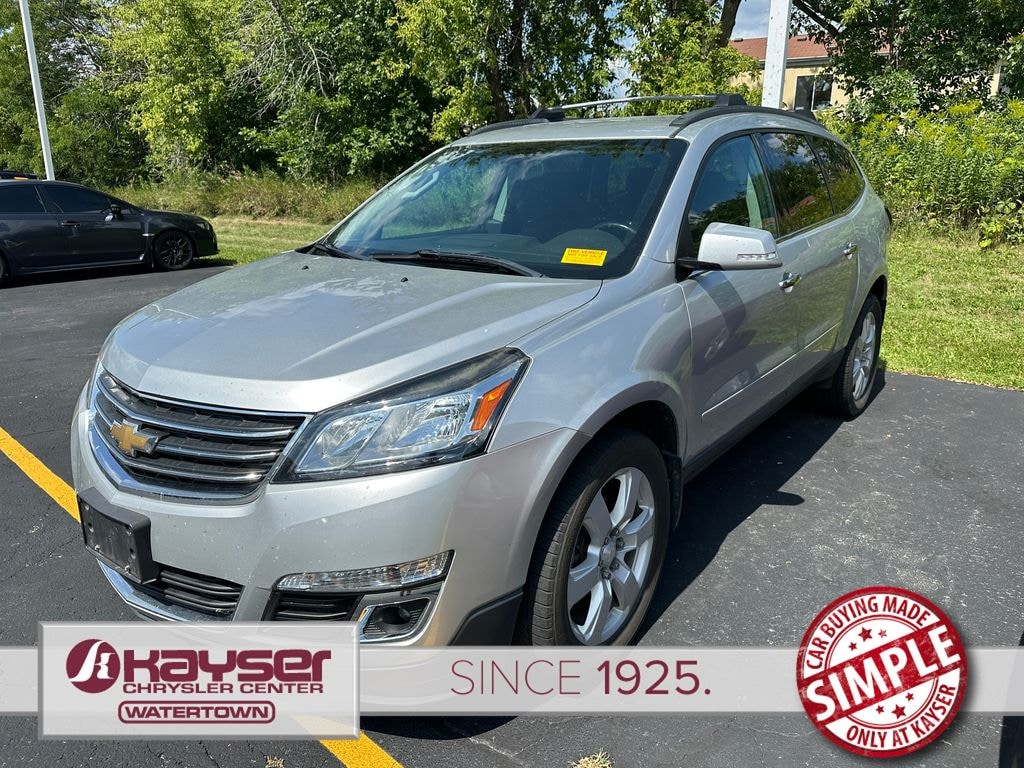 Used 2017 Chevrolet Traverse LT SUV