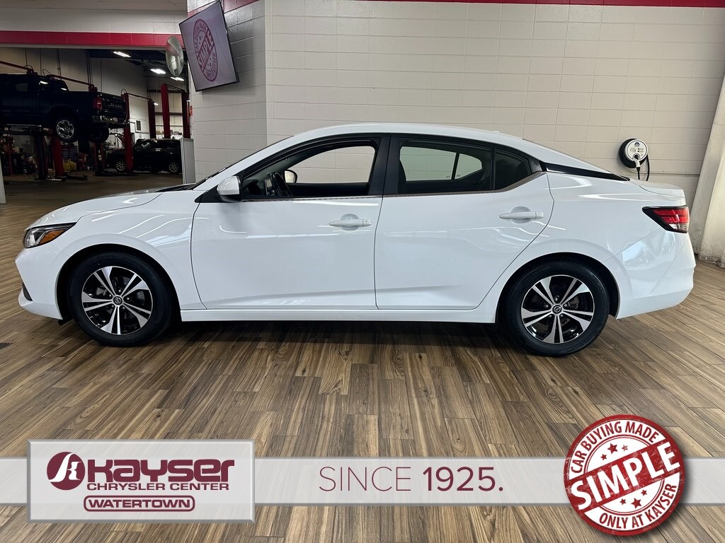 2021 Nissan Sentra SV photo 2