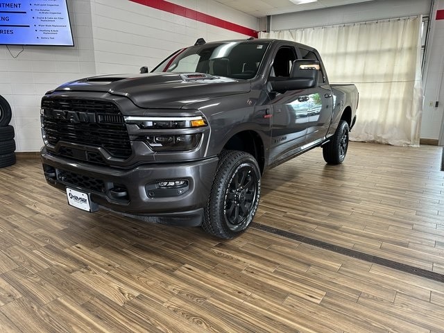 2025 Ram 2500 LARAMIE CREW CAB 4X4 6'4 BOX