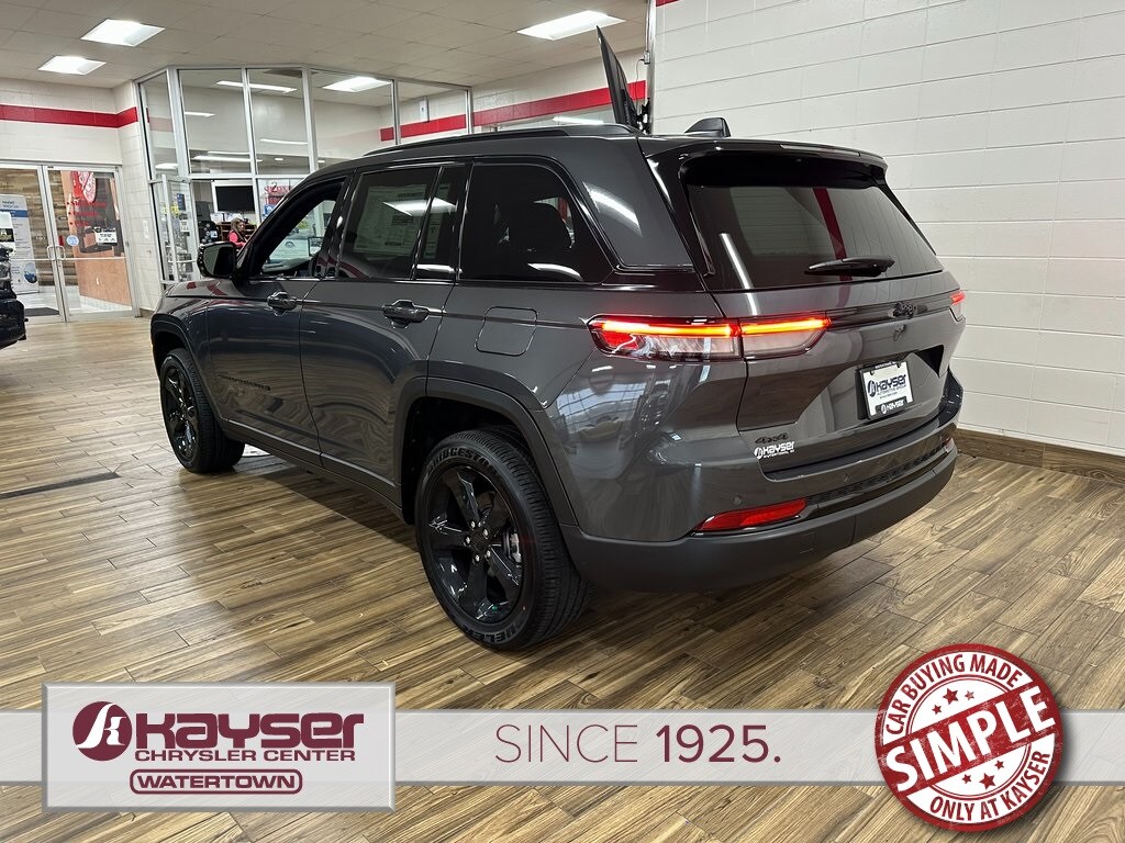 New Chrysler Jeep Dodge RAM Dealer in Watertown WI | Kayser