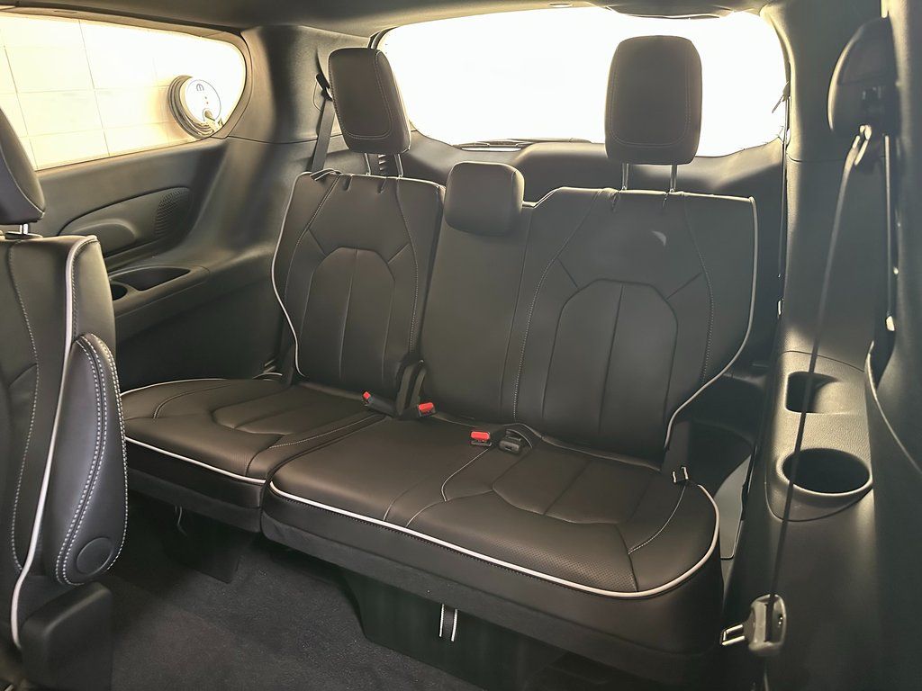 2026 Chrysler Pacifica Limited - Photo 40