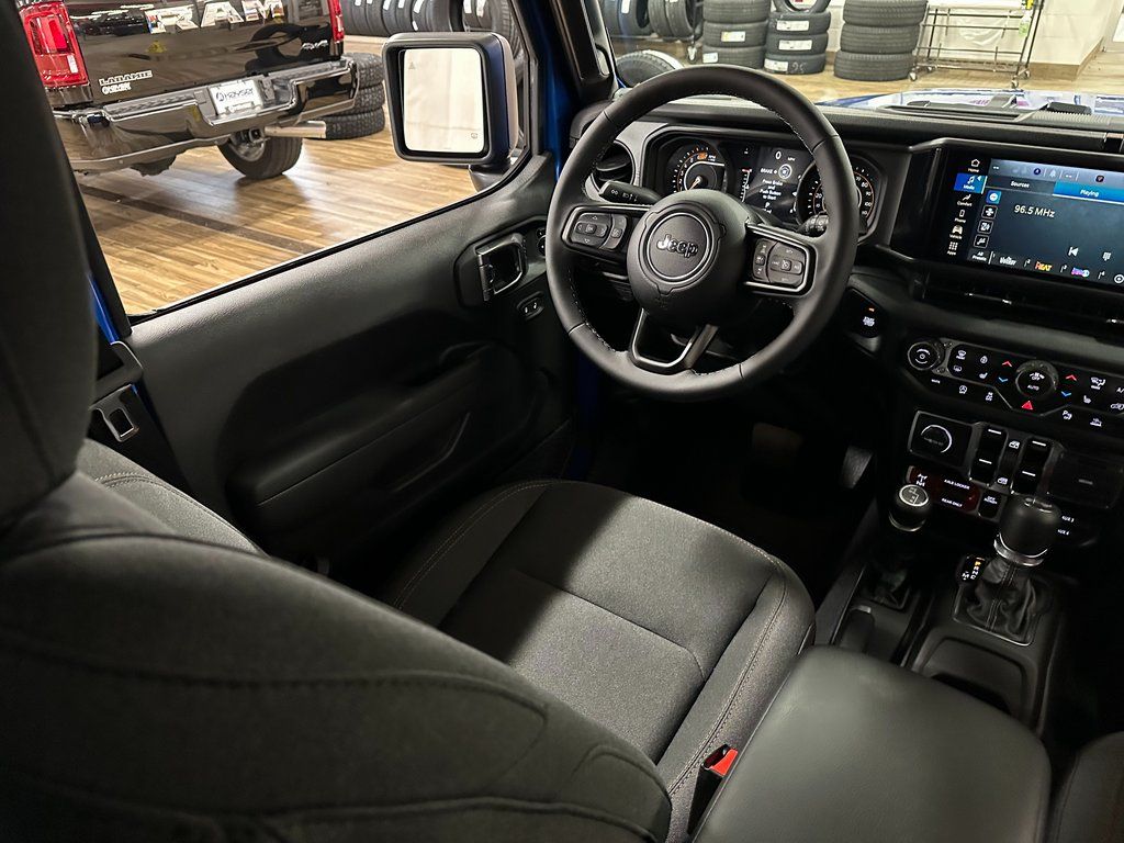 2026 Jeep Wrangler 4-Door Willys - Photo 14