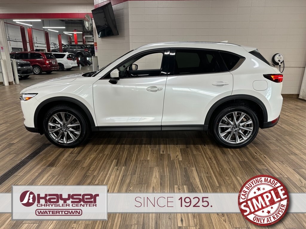 2021 Mazda CX-5 Grand Touring photo 2