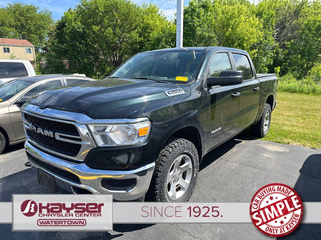 2019 RAM 1500 Tradesman 4x4 Crew Cab 5'7's photo