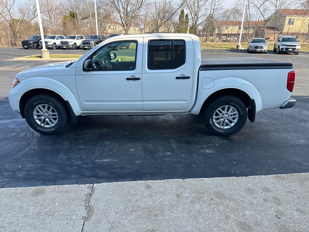 Used 2017 Nissan Frontier SV with VIN 1N6AD0EV0HN768733 for sale in Watertown, WI