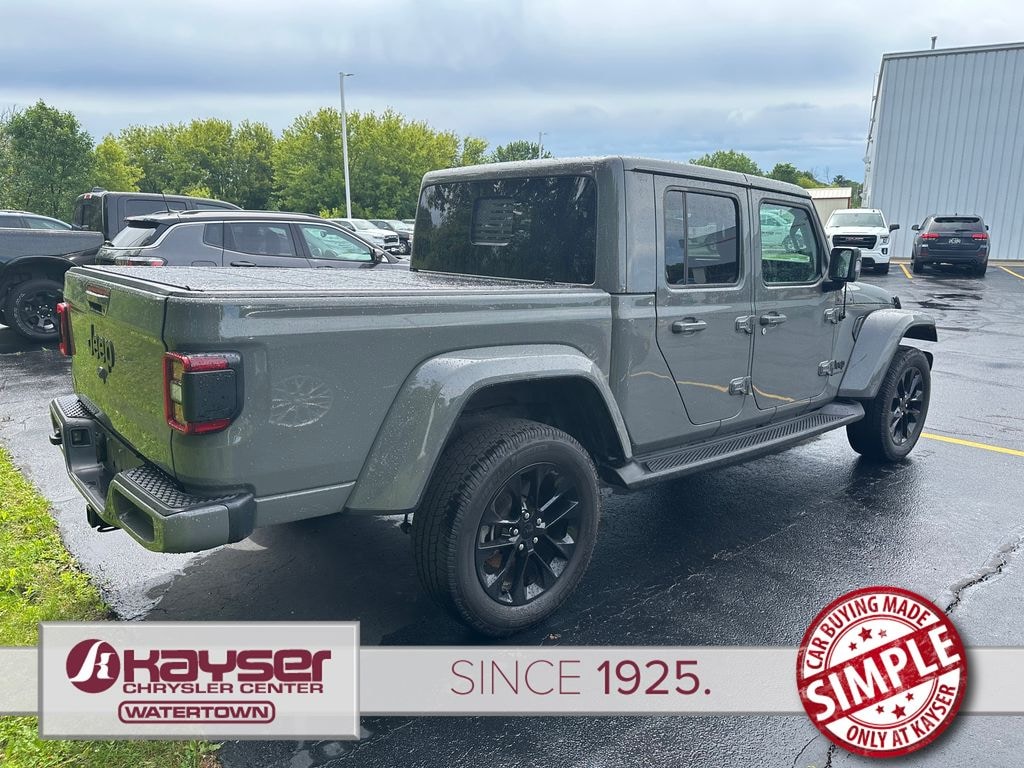 Used 2022 Jeep Gladiator Overland Truck Crew Cab