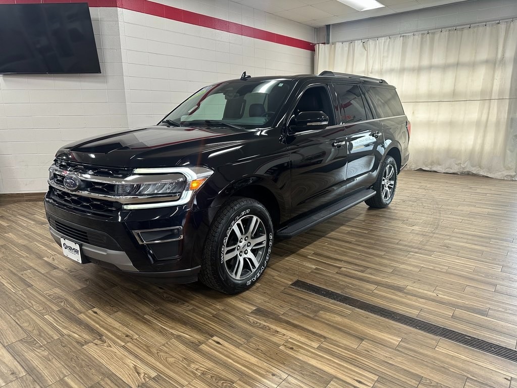 2024 Ford Expedition Limited's photo
