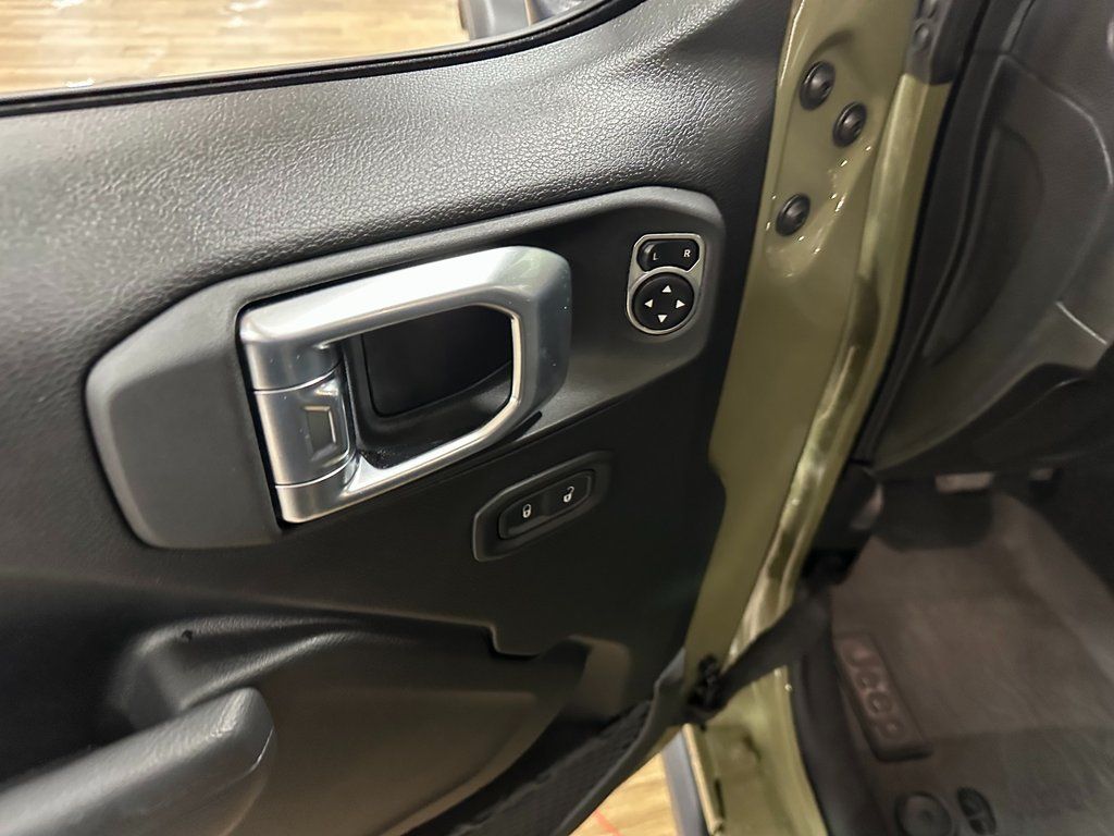 2026 Jeep Wrangler 4-Door Willys - Photo 11