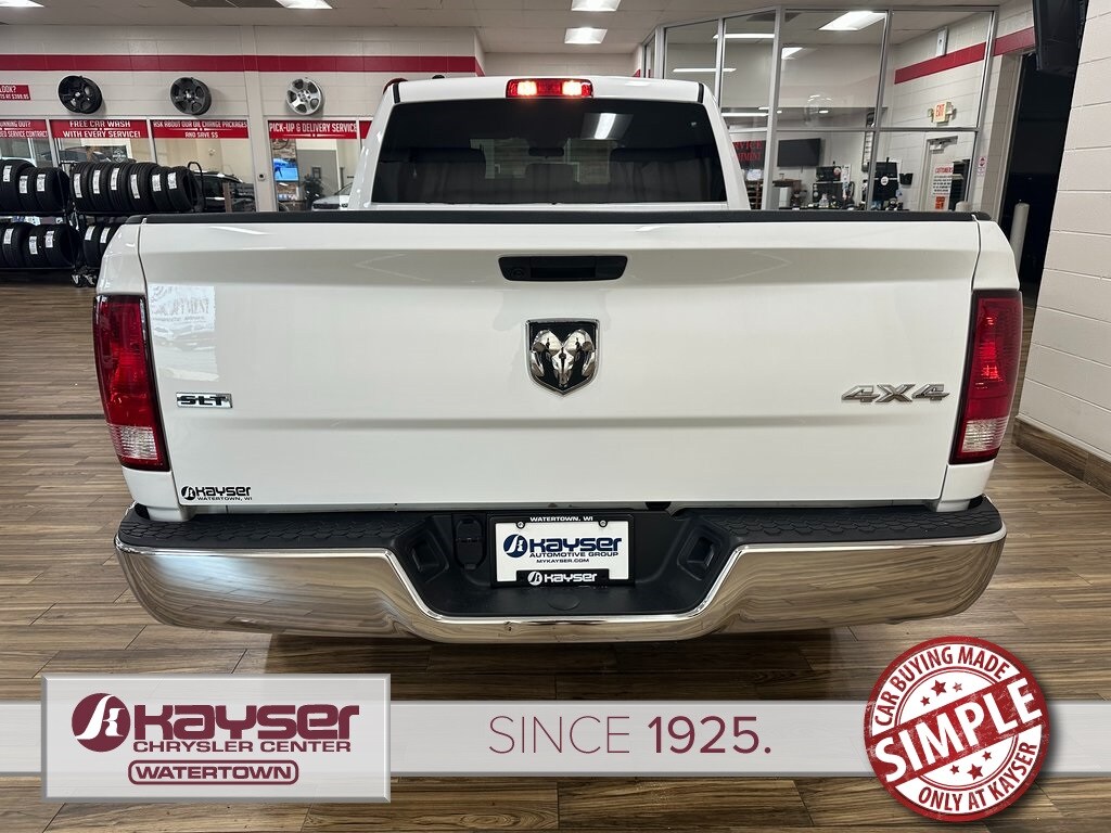 2024 Ram 1500 Classic SLT photo 3