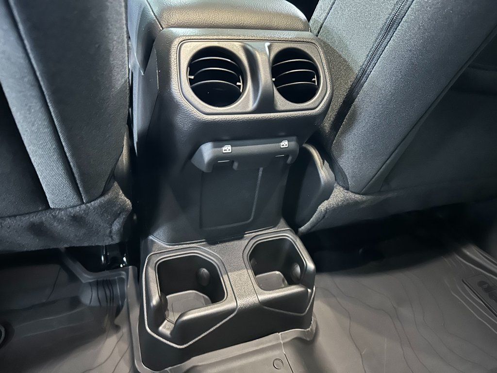 2026 Jeep Wrangler 4-Door Willys - Photo 35