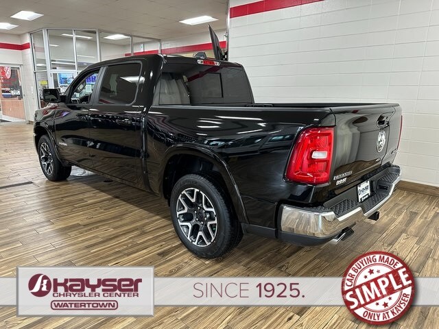 2025 Ram 1500 Laramie photo 3