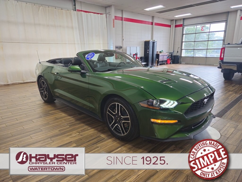 2023 Ford Mustang Convertible photo 4