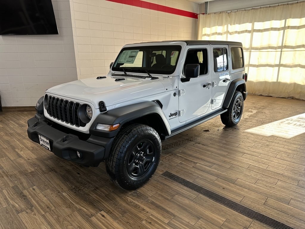 2026 Jeep Wrangler 4-Door Sport's photo