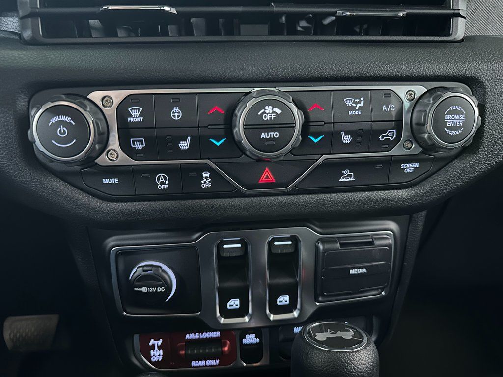 2026 Jeep Wrangler 2-Door Willys - Photo 27