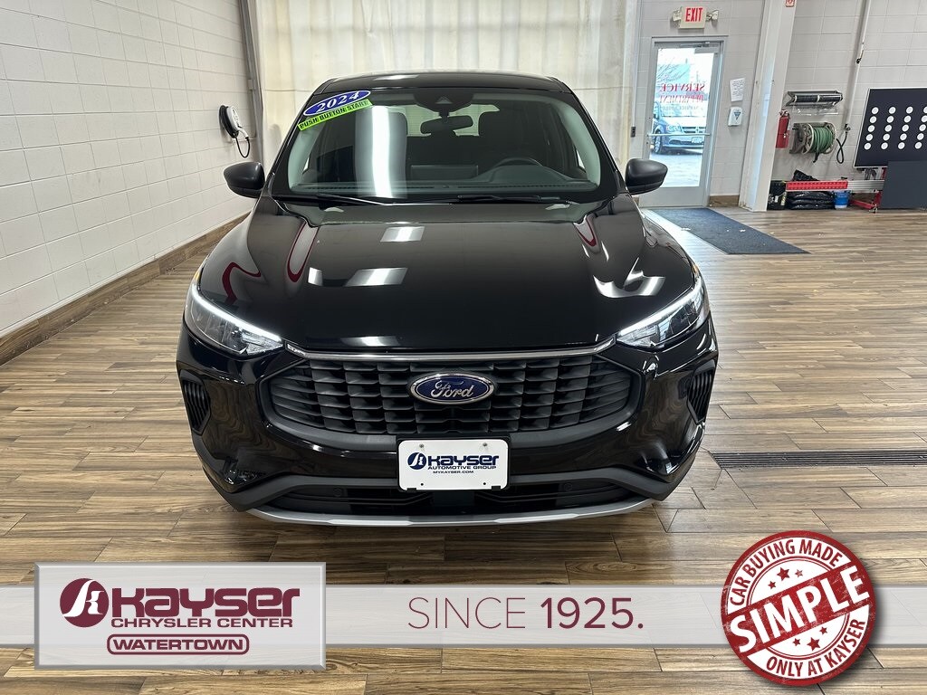 2024 Ford Escape Active photo 2