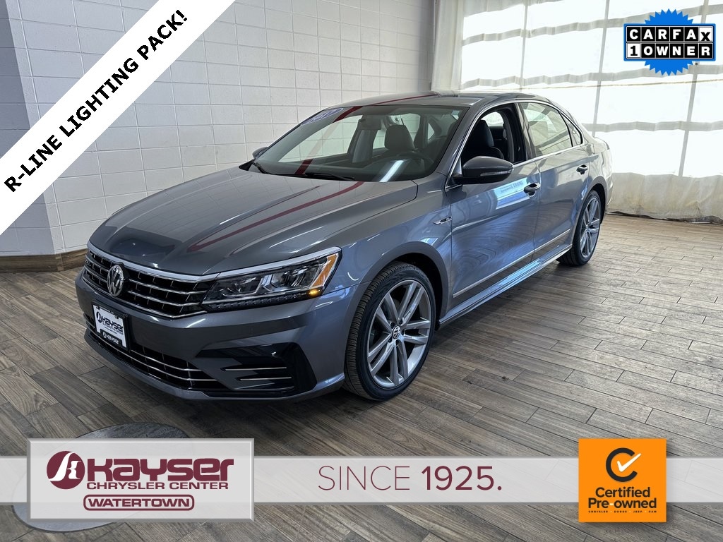 2017 Volkswagen Passat R-Line