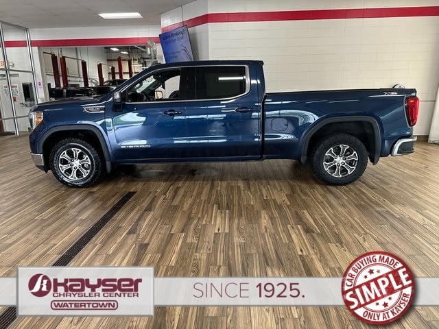 Used 2021 GMC Sierra 1500 SLE with VIN 1GTU9BED8MZ194308 for sale in Watertown, WI