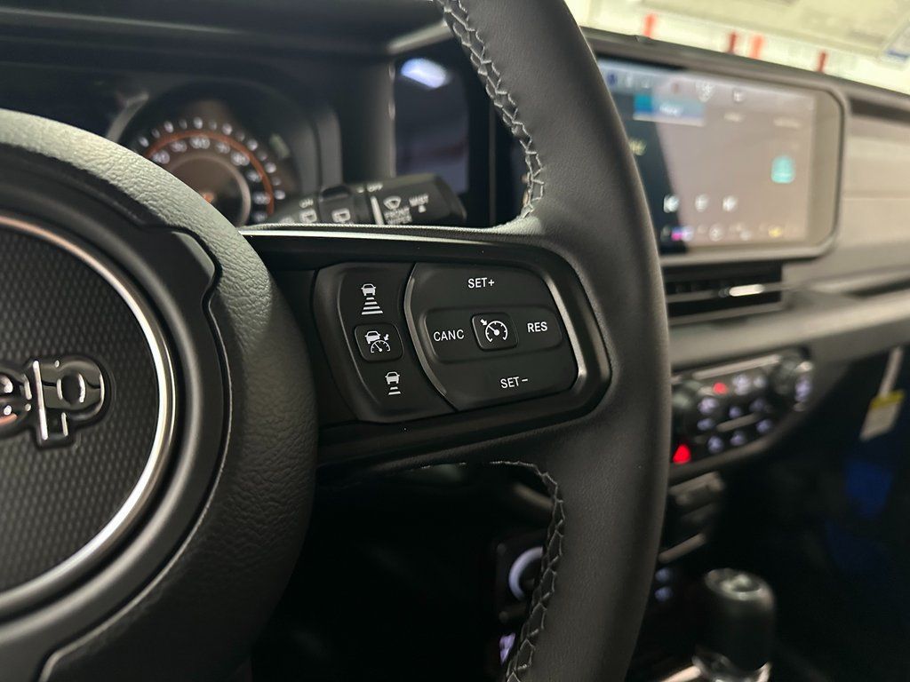2026 Jeep Wrangler 4-Door Willys - Photo 18